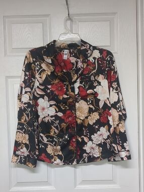 STARS ABOVE Black Floral Satin Button Down Blouse / PJ Top

Size: Small